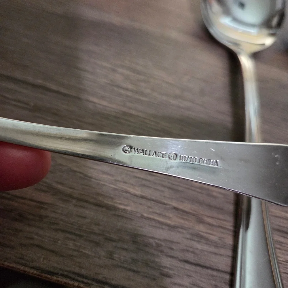 Wallace Casino 18/10 China Soup Spoons Set of 3 Silver‎ Tone Stainless Steel